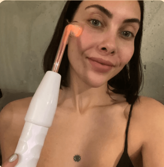 The Kiss Me Later Wand™